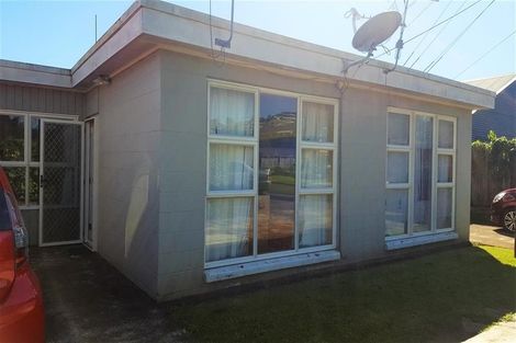 Photo of property in 15 Grande Vue Road, Papatoetoe, Auckland, 2025