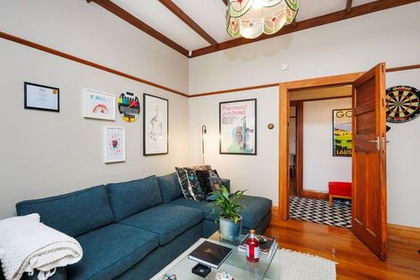 Photo of property in 14 Rangitane Street, Palmerston North, 4414