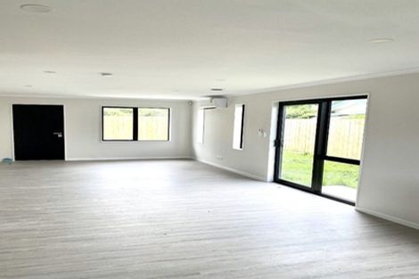 Photo of property in 52b Tatariki Street, Rosehill, Papakura, 2113