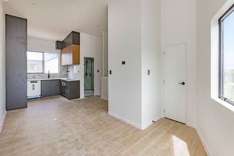 Photo of property in 2/6c William Roberts Road, Pakuranga, Auckland, 2010