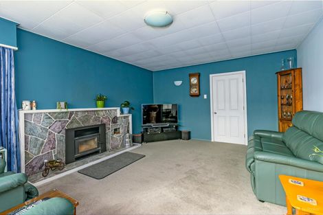 Photo of property in 24 Rhodes Street, Waimate, 7924