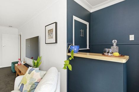 Photo of property in 37 Sunrise Boulevard, Tawa, Wellington, 5028