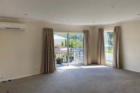 Photo of property in 2 Atwood Grove, Churton Park, Wellington, 6037