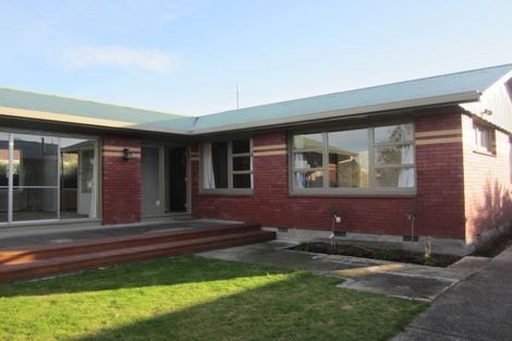 Photo of property in 72 Toorak Avenue, Avonhead, Christchurch, 8042