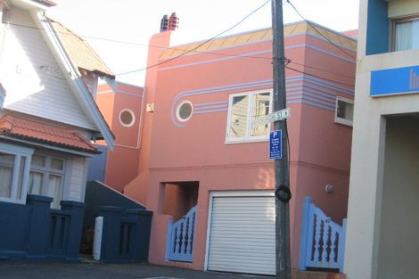 Photo of property in 69 Roxburgh Street, Mount Victoria, Wellington, 6011