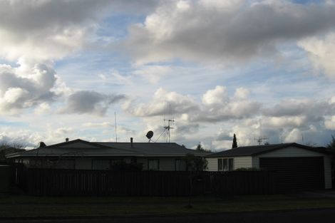 Photo of property in 102 Amanda Avenue, Dinsdale, Hamilton, 3204