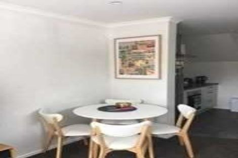 Photo of property in 21/10 Burrows Place, Frankton, Hamilton, 3204