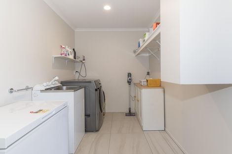 Photo of property in 37 Saint Andrews Drive, Bethlehem, Tauranga, 3110