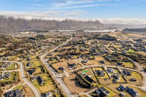 Photo of property in 4 Mount Linton Avenue, Wanaka, 9305