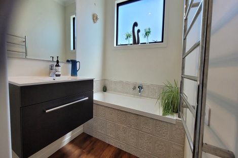 Photo of property in 55 Missy Crescent, Mount Pisa, Cromwell, 9383