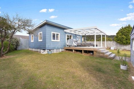 Photo of property in 124 Hampton Road, Whangamata, 3620