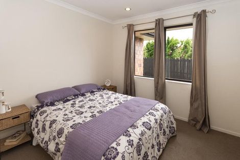 Photo of property in 9b Cosgrave Road, Papakura, 2110