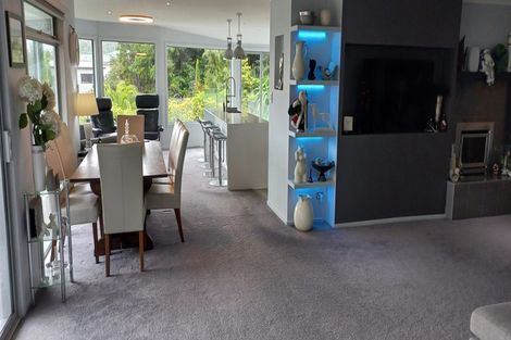 Photo of property in 7 Finlay Grove, Waikawa, Picton, 7220