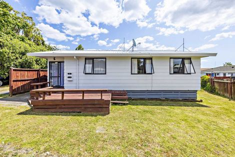 Photo of property in 2/61 Redcrest Avenue, Red Hill, Papakura, 2110