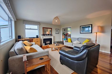 Photo of property in 22 Huntingdon Street, Northland, Wellington, 6012