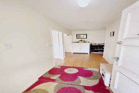 Photo of property in 5 Serrita Avenue, Sunnyhills, Auckland, 2010