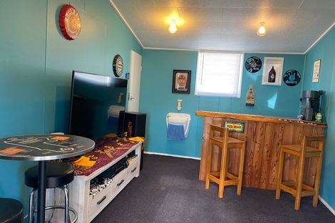 Photo of property in 33 West Crescent, Te Puru, Thames, 3575