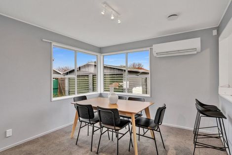 Photo of property in 76a Englefield Road, Northwood, Christchurch, 8051