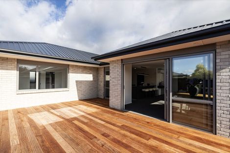 Photo of property in 12 Pipipi Lane, Halswell, Christchurch, 8025