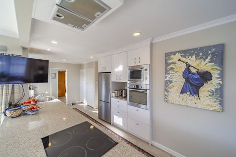 Photo of property in 74 Bill Hercock Street, Pirimai, Napier, 4112