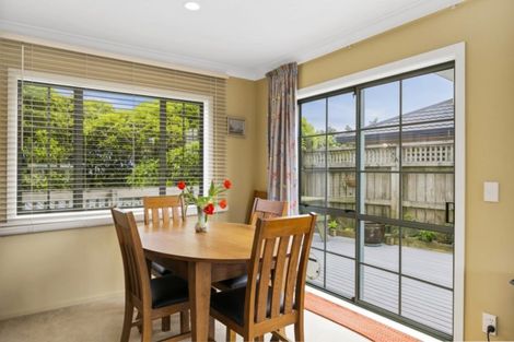 Photo of property in 40 Landsdowne Terrace, Karori, Wellington, 6012