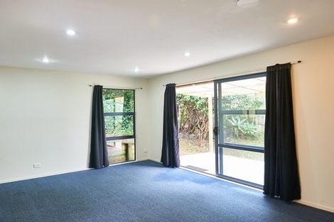 Photo of property in 30 Redwood Drive, Massey, Auckland, 0614