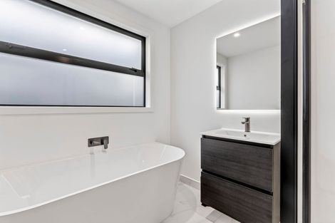 Photo of property in 30 Longview Drive, Lake Hawea, 9382