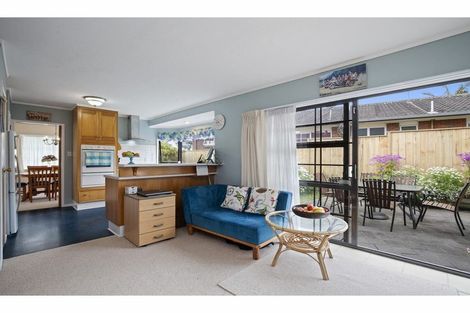 Photo of property in 6 Kuripaka Crescent, The Gardens, Auckland, 2105