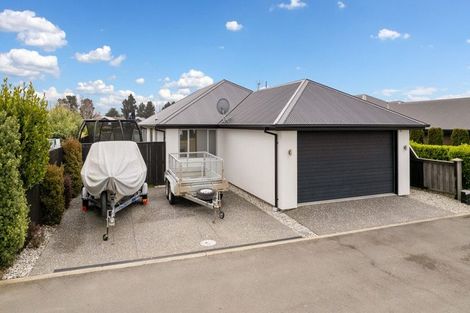 Photo of property in 6 Aroha Street, Pegasus, 7612