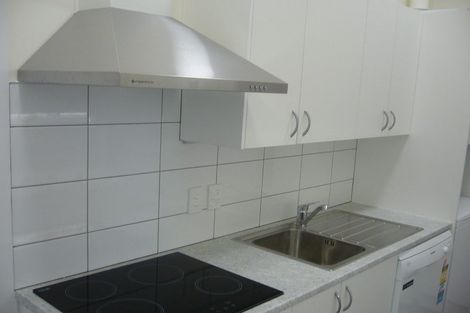 Photo of property in 4 Hawker Street, Mount Victoria, Wellington, 6011