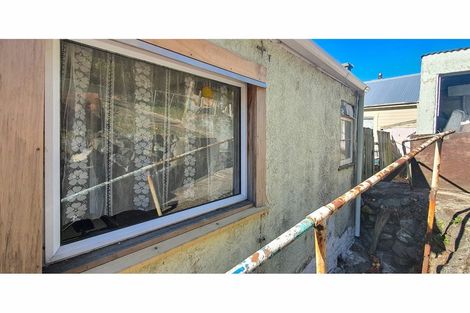 Photo of property in 102 Glen Road, The Glen, Dunedin, 9011