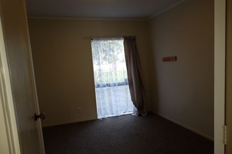 Photo of property in 112 Hutchinsons Road, Bucklands Beach, Auckland, 2014