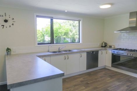 Photo of property in 35 Grove Bush Woodlands Road, Woodlands, Invercargill, 9871