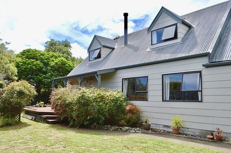 Photo of property in 11 Renata Road, Otaki, 5512