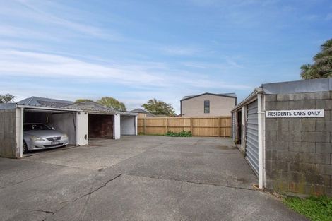 Photo of property in 4/19 Hargest Crescent, Sydenham, Christchurch, 8023