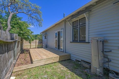Photo of property in 87 Russell Street, Palmerston North, 4414