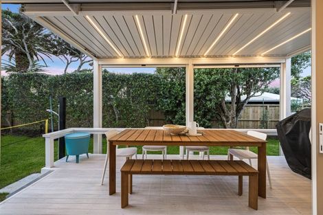 Photo of property in 3 The Southern Isle, Omaha, 0986