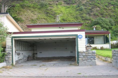 Photo of property in 161 Breaker Bay Road, Breaker Bay, Wellington, 6022