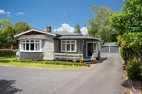 Photo of property in 15 Hamilton Road, Cambridge, 3434