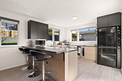 Photo of property in 5 Elwyn Crescent, Green Island, Dunedin, 9018
