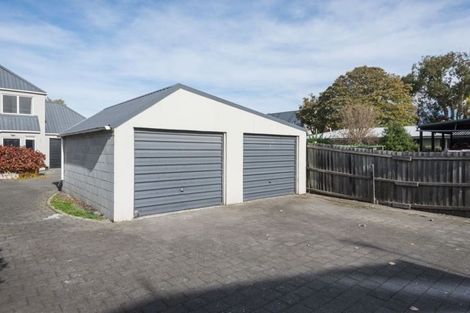 Photo of property in 2/270 Kilmore Street, Christchurch Central, Christchurch, 8011