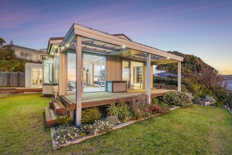 Photo of property in 71 Rosetta Road, Raumati South, Paraparaumu, 5032