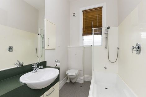 Photo of property in 6/246 The Terrace, Wellington Central, Wellington, 6011