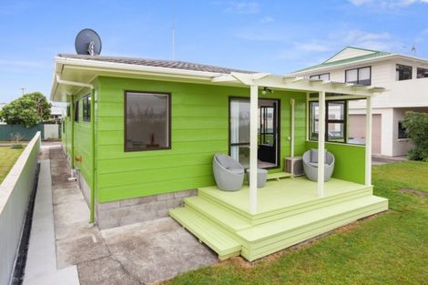 Photo of property in 122a Harbour Road, Ohope, 3121