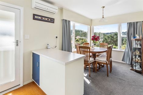 Photo of property in 16 Dominion Park Street, Johnsonville, Wellington, 6037