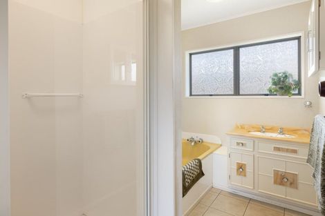 Photo of property in 19 Gobray Crescent, Mount Maunganui, 3116