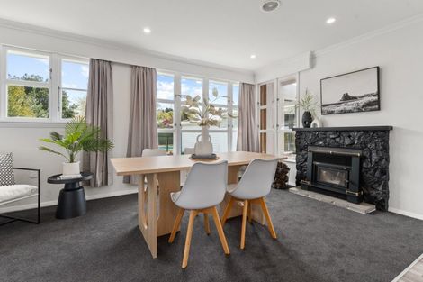 Photo of property in 9 Armstrong Avenue, Carterton, 5713