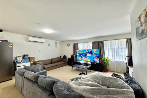 Photo of property in 42 Bowater Place, Manurewa, Auckland, 2102