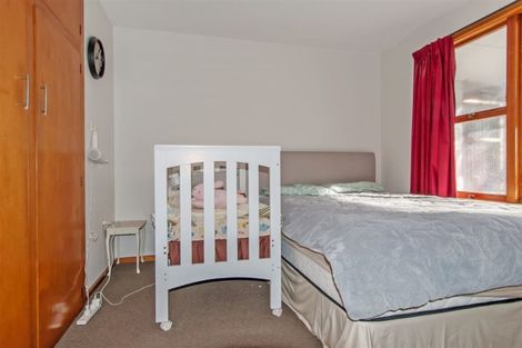 Photo of property in 2/124 Brookside Terrace, Bryndwr, Christchurch, 8053