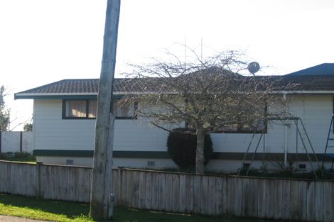 Photo of property in 6a Rembrandt Place, Opaheke, Papakura, 2113